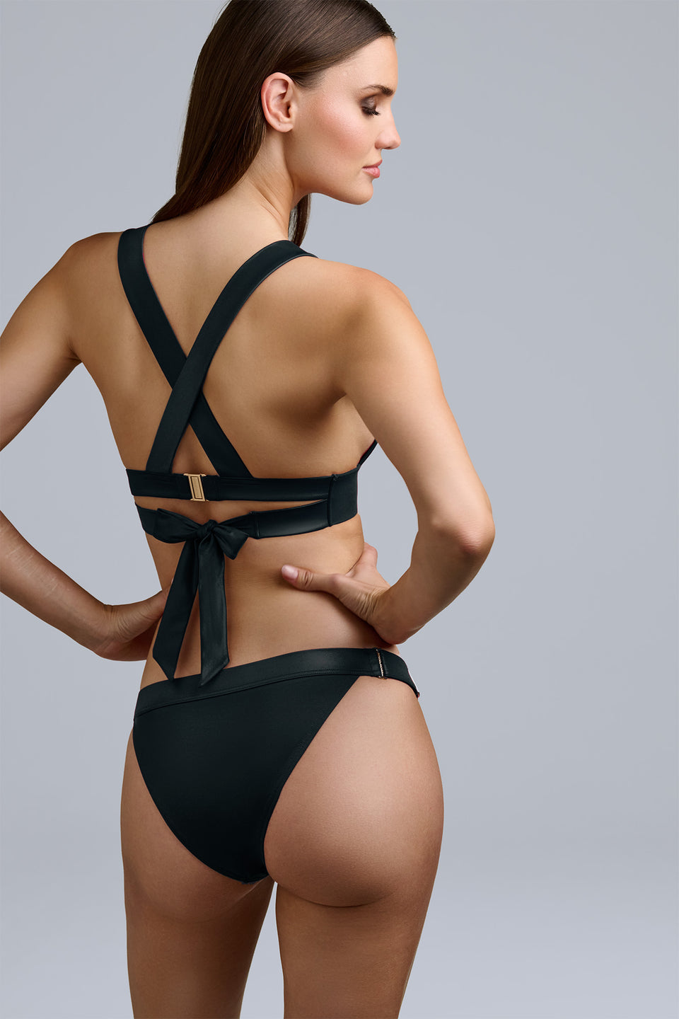 cache-coeur-tanga-bikini-bottom-black