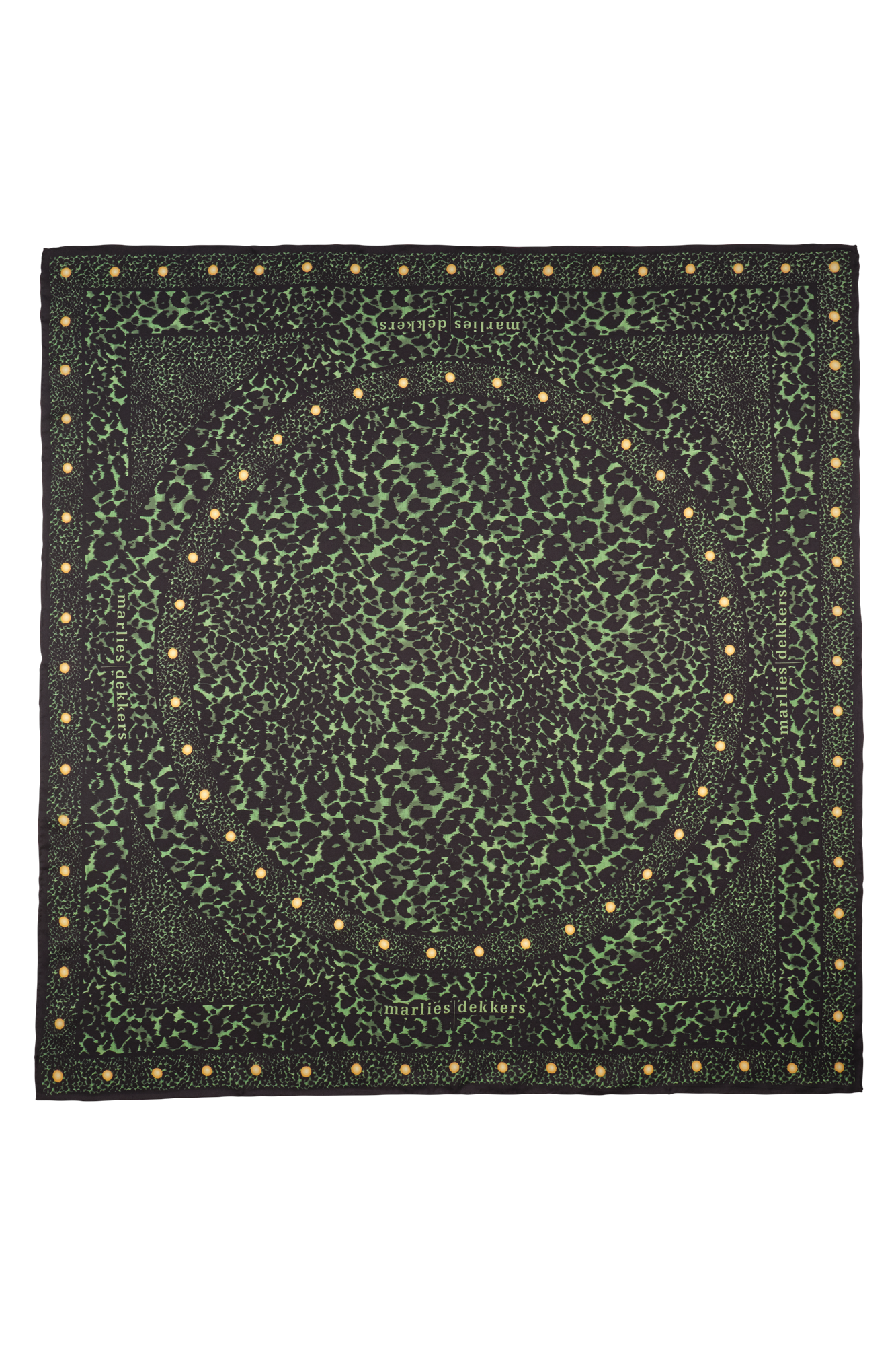 #color_black green leopard