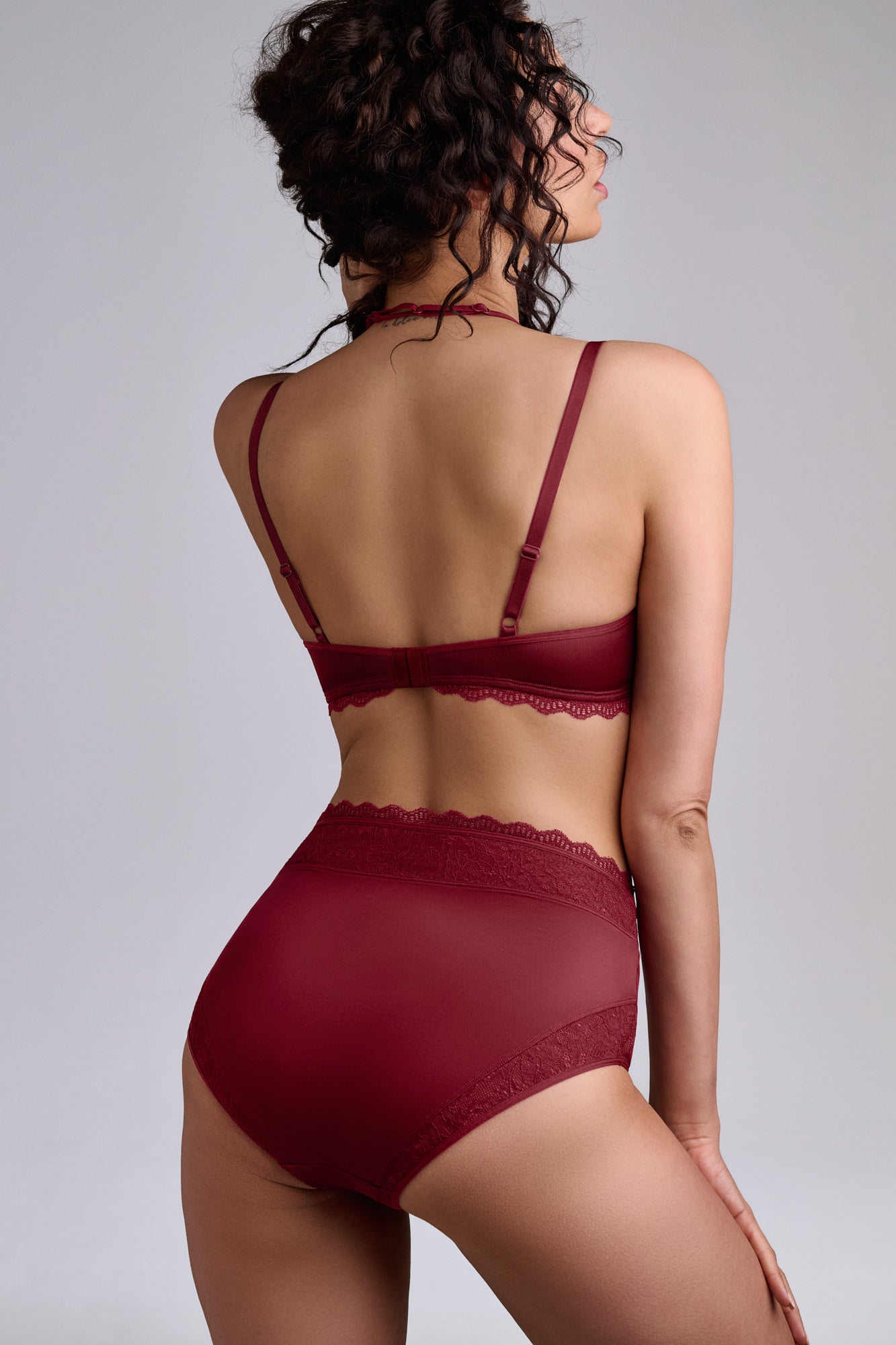 #color_cabernet red and lace