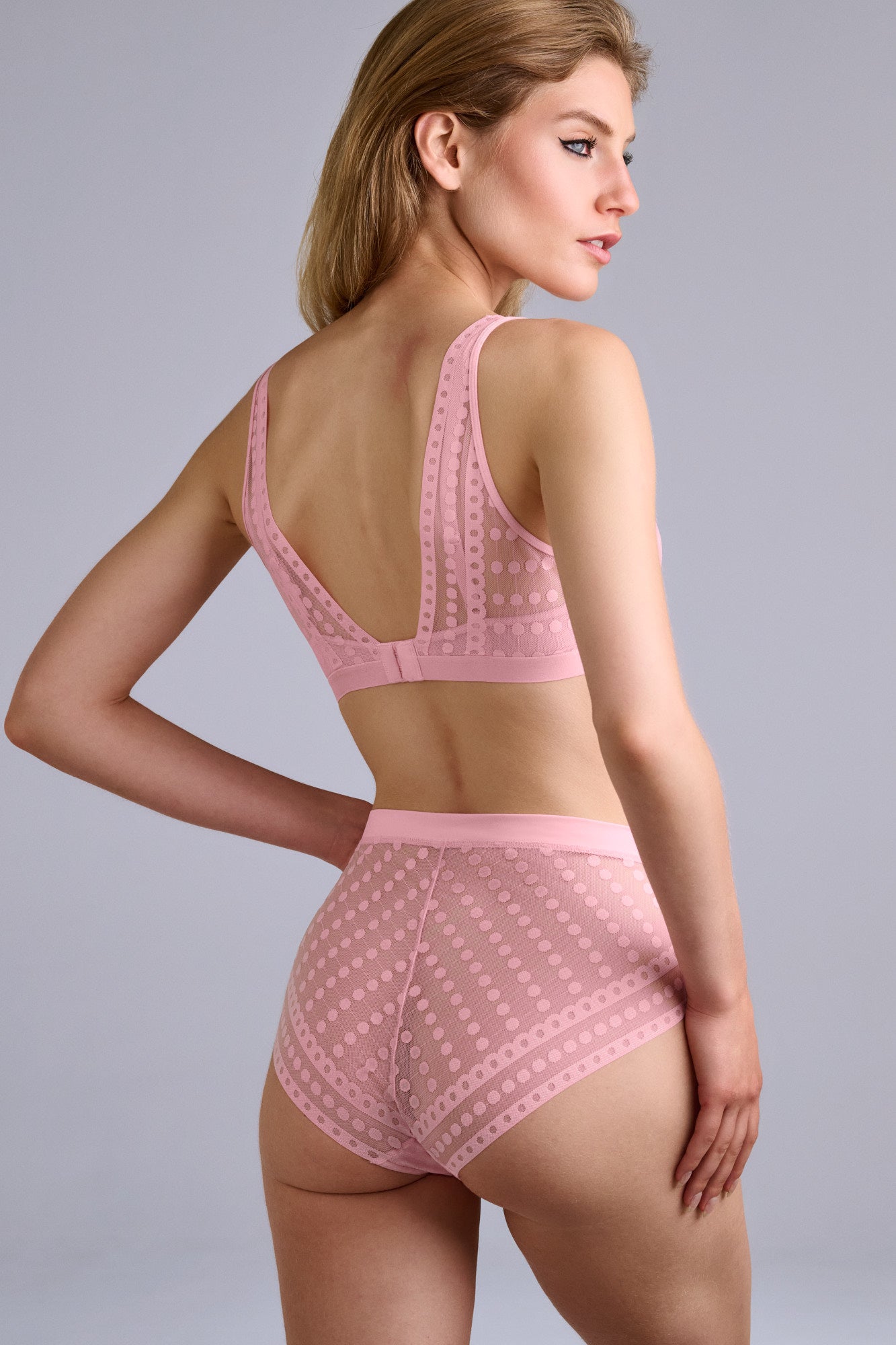 #color_transparent pink