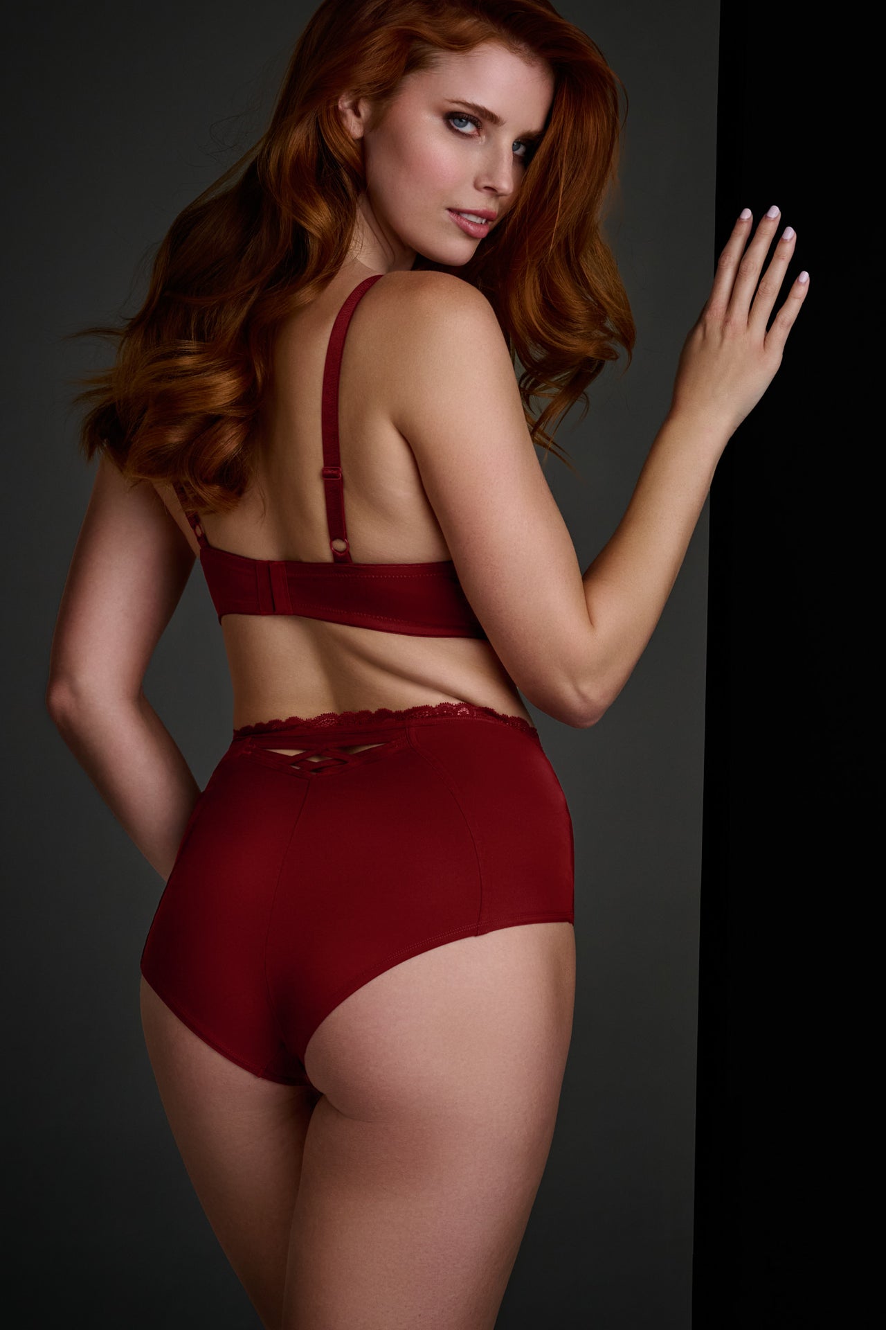 Dame de paris balcony bra midnight merlot