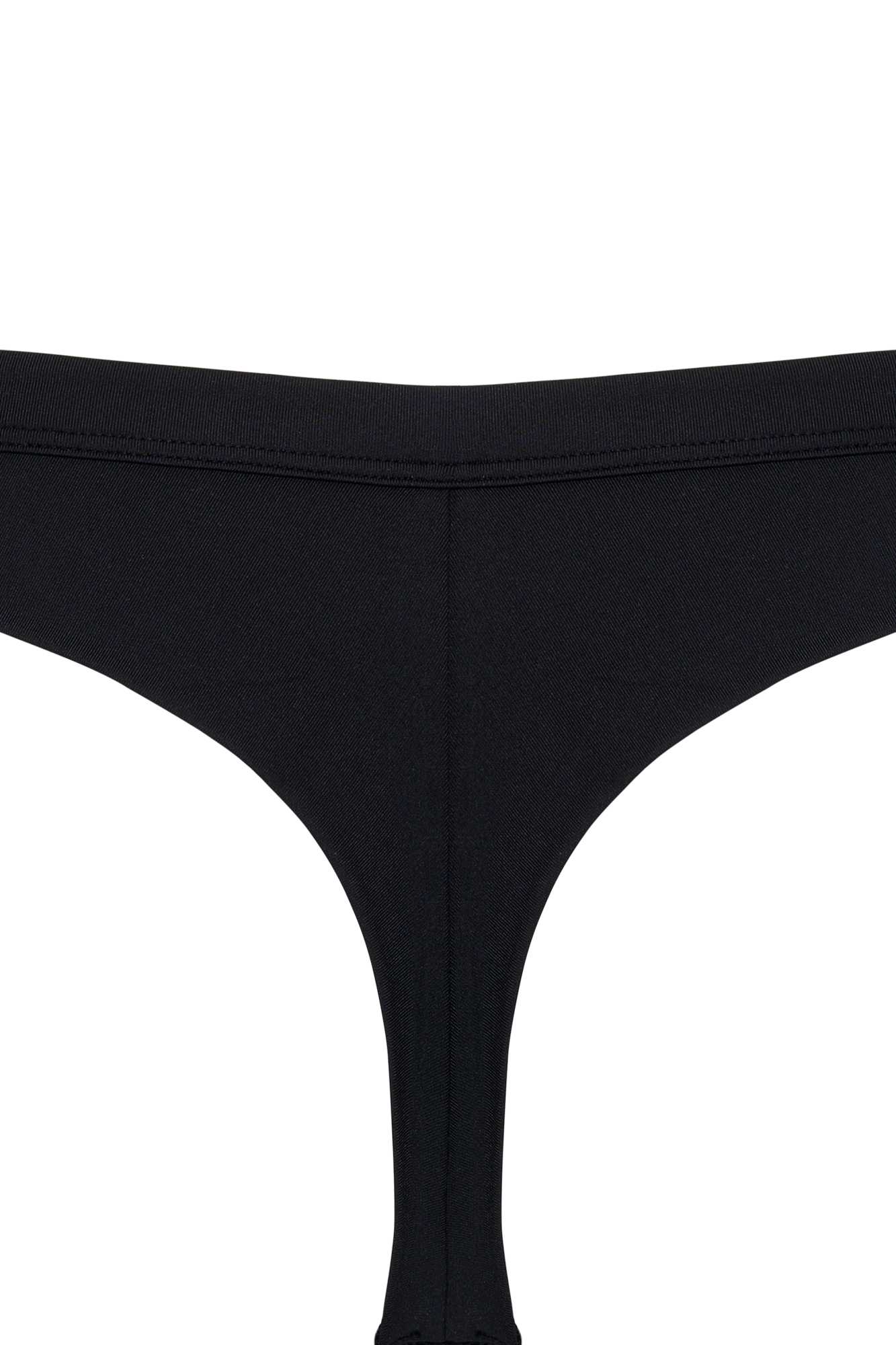 #color_black mesh and sand