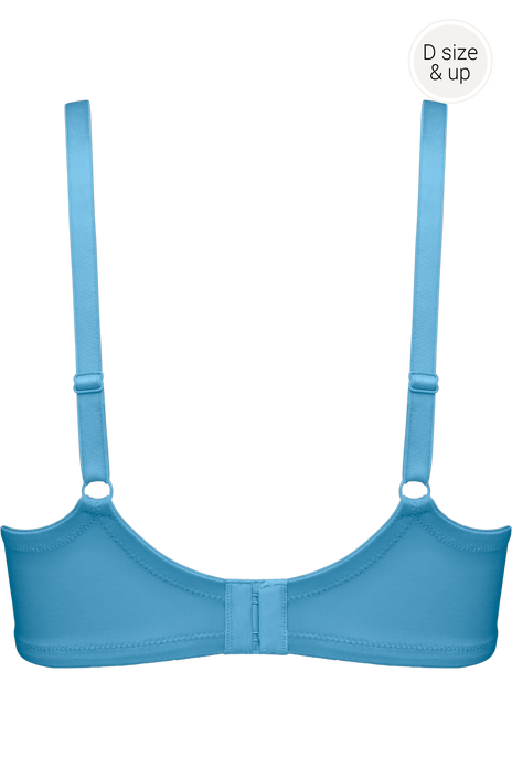 #dame-de-paris-plunge-bra-baltic-sea-and-gold