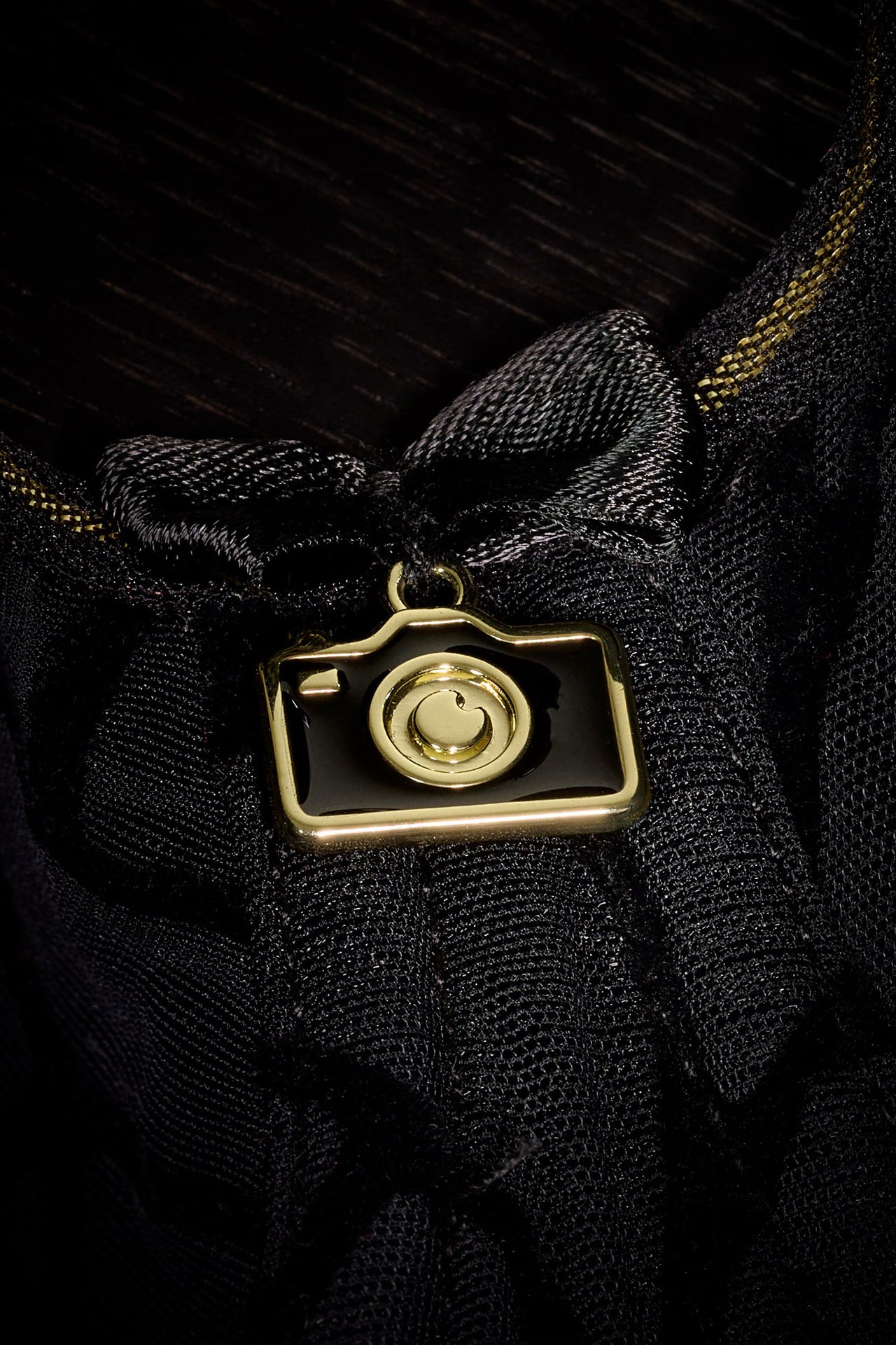 #color_black gold lurex
