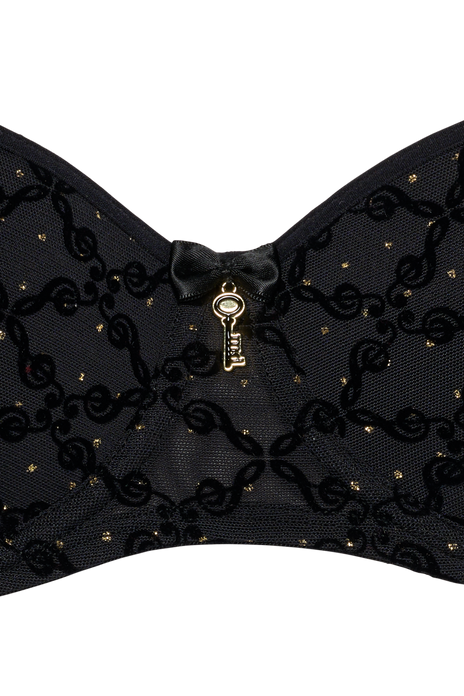 #color_black and gold print