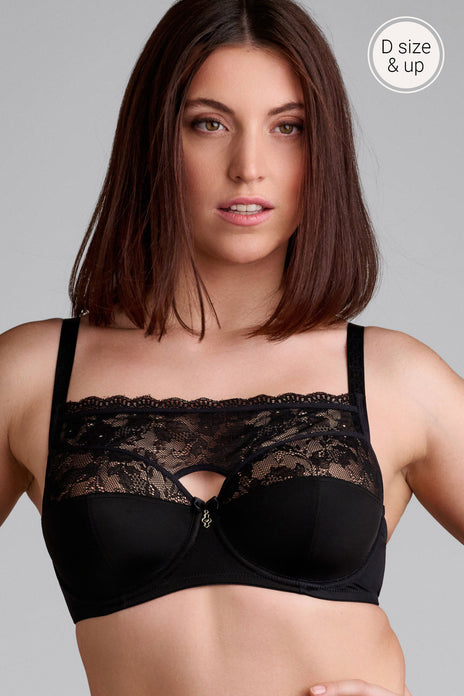 #color_black lace and sand