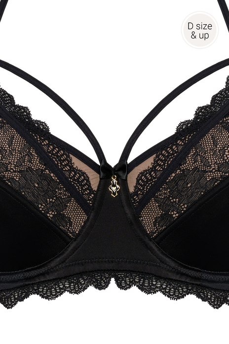 #color_black lace and sand