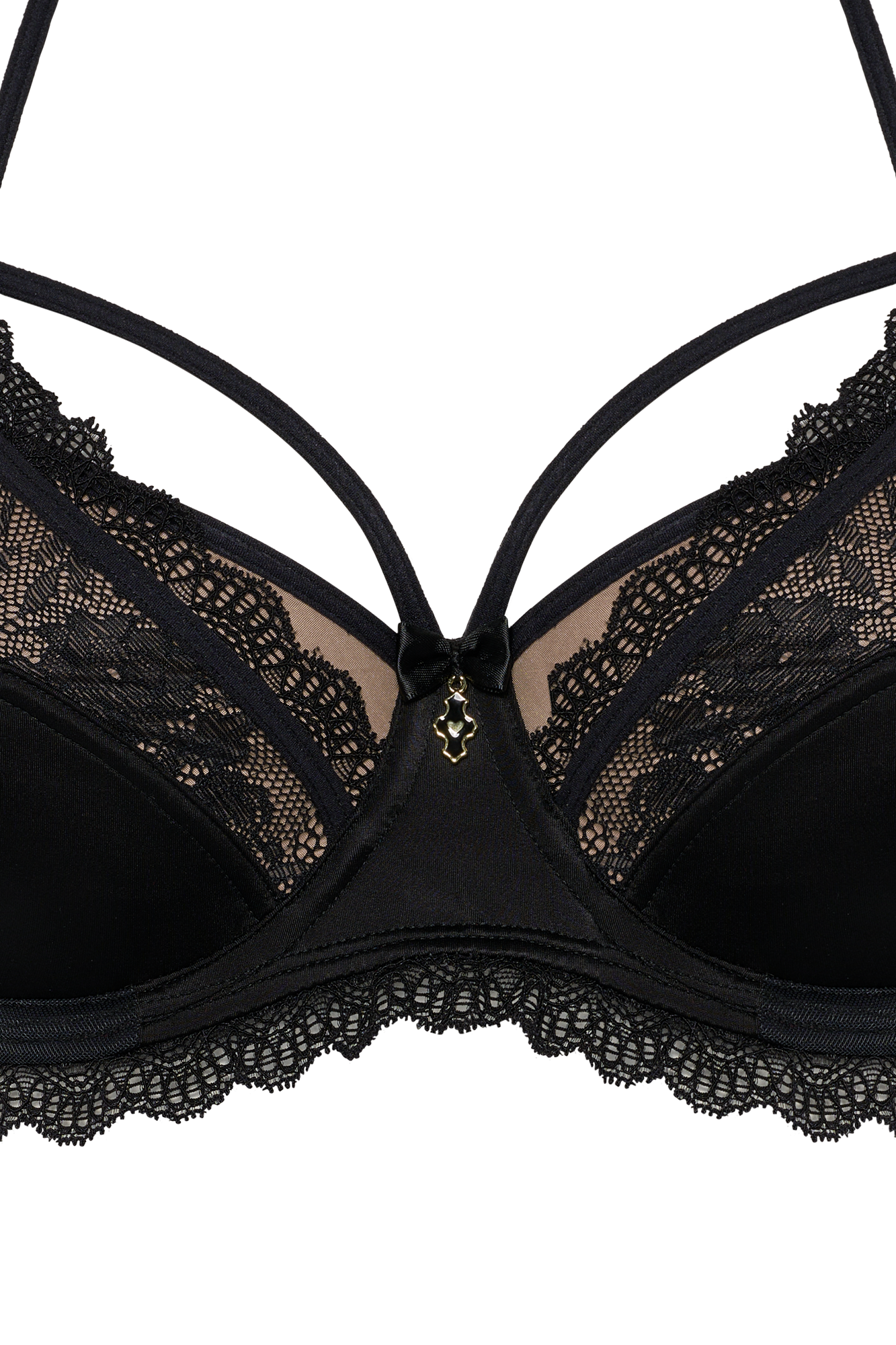 #color_black lace and sand