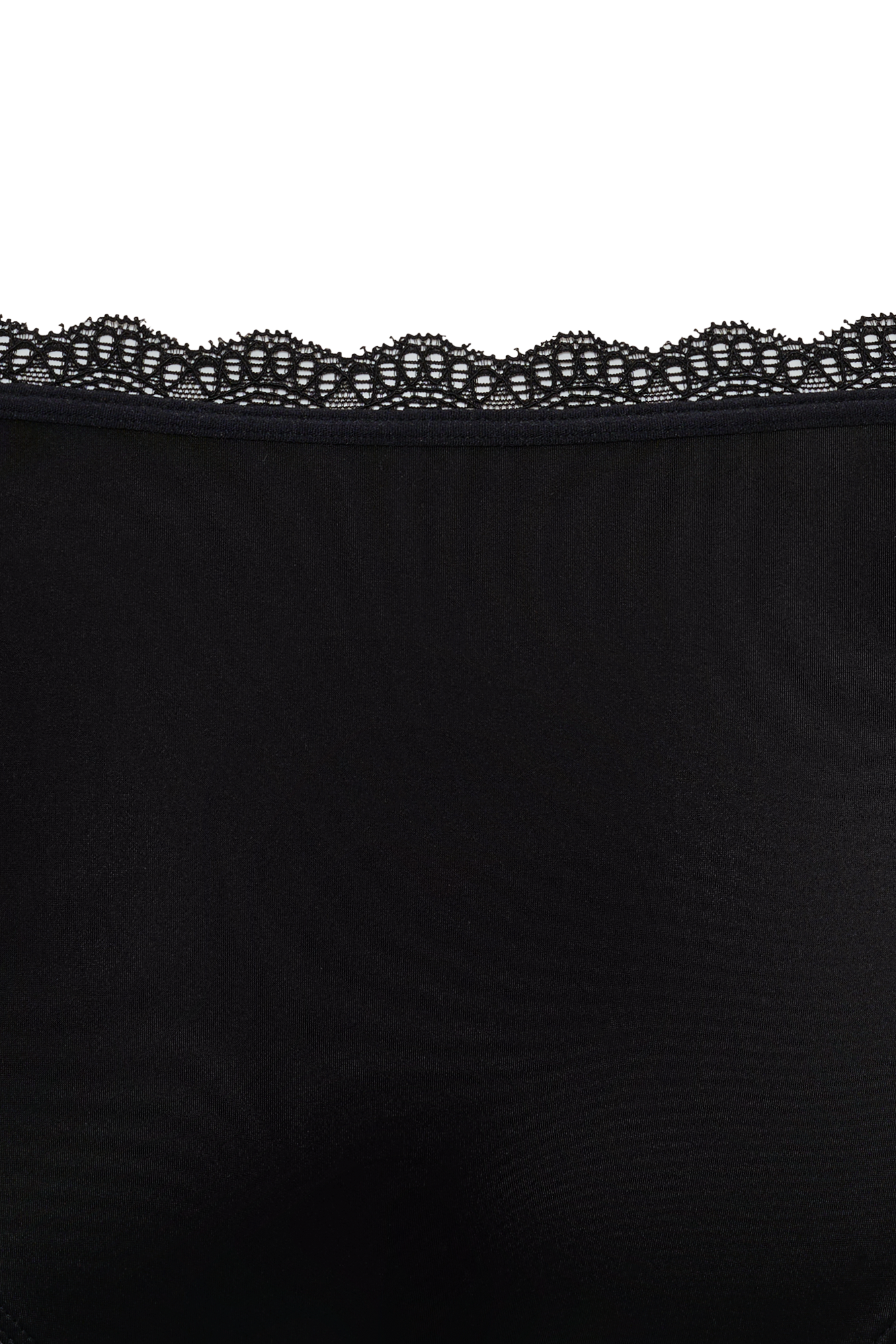 #color_black lace and sand