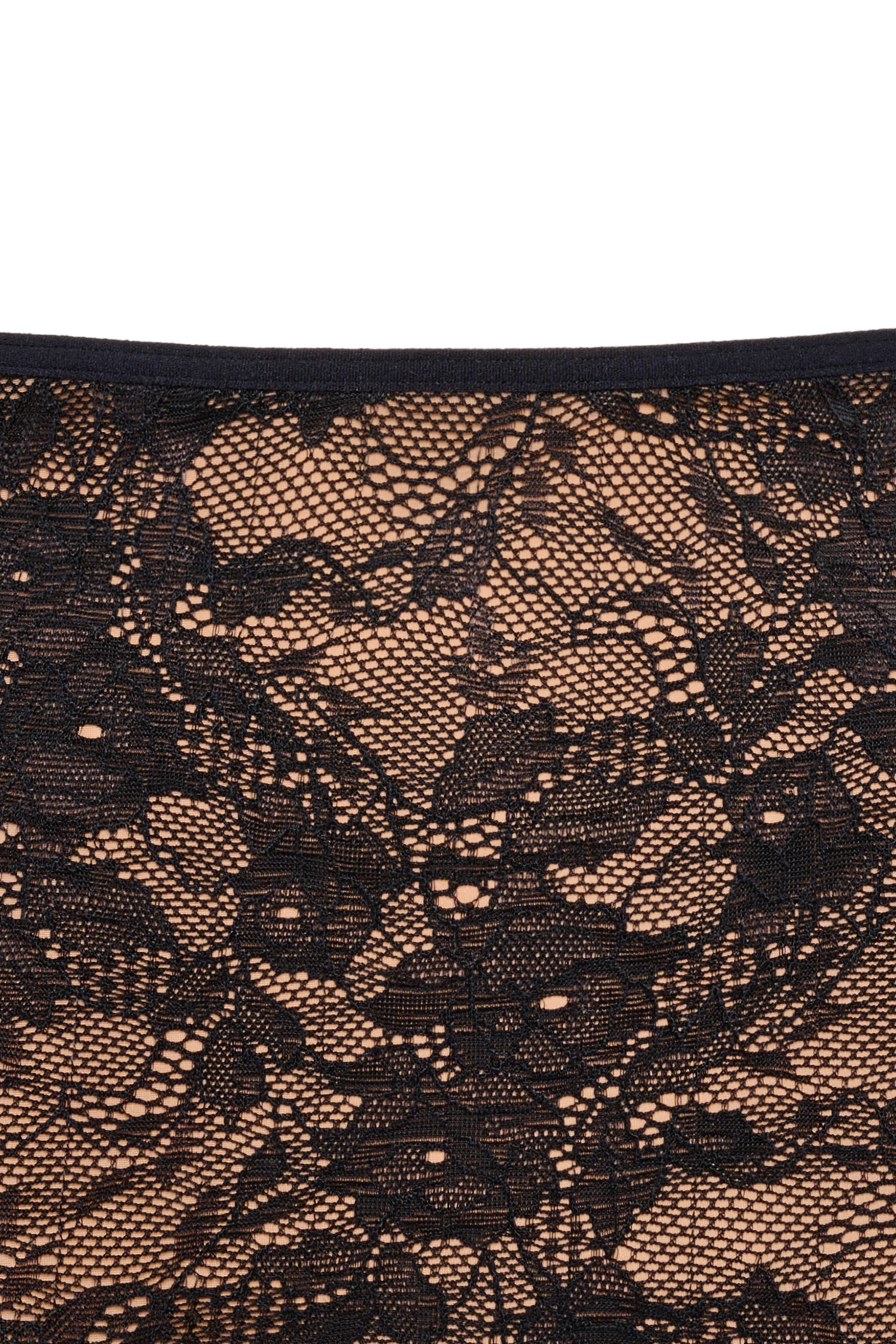 #color_black lace and sand