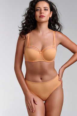 #color_apricot and gold