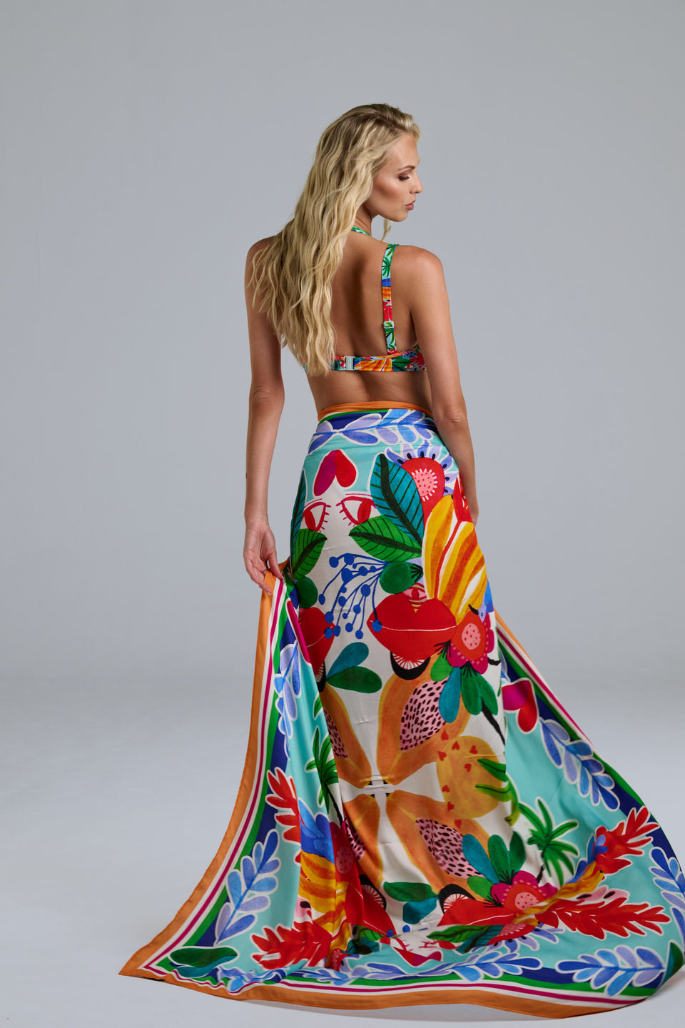 paradisa-pareo-summer-vibes